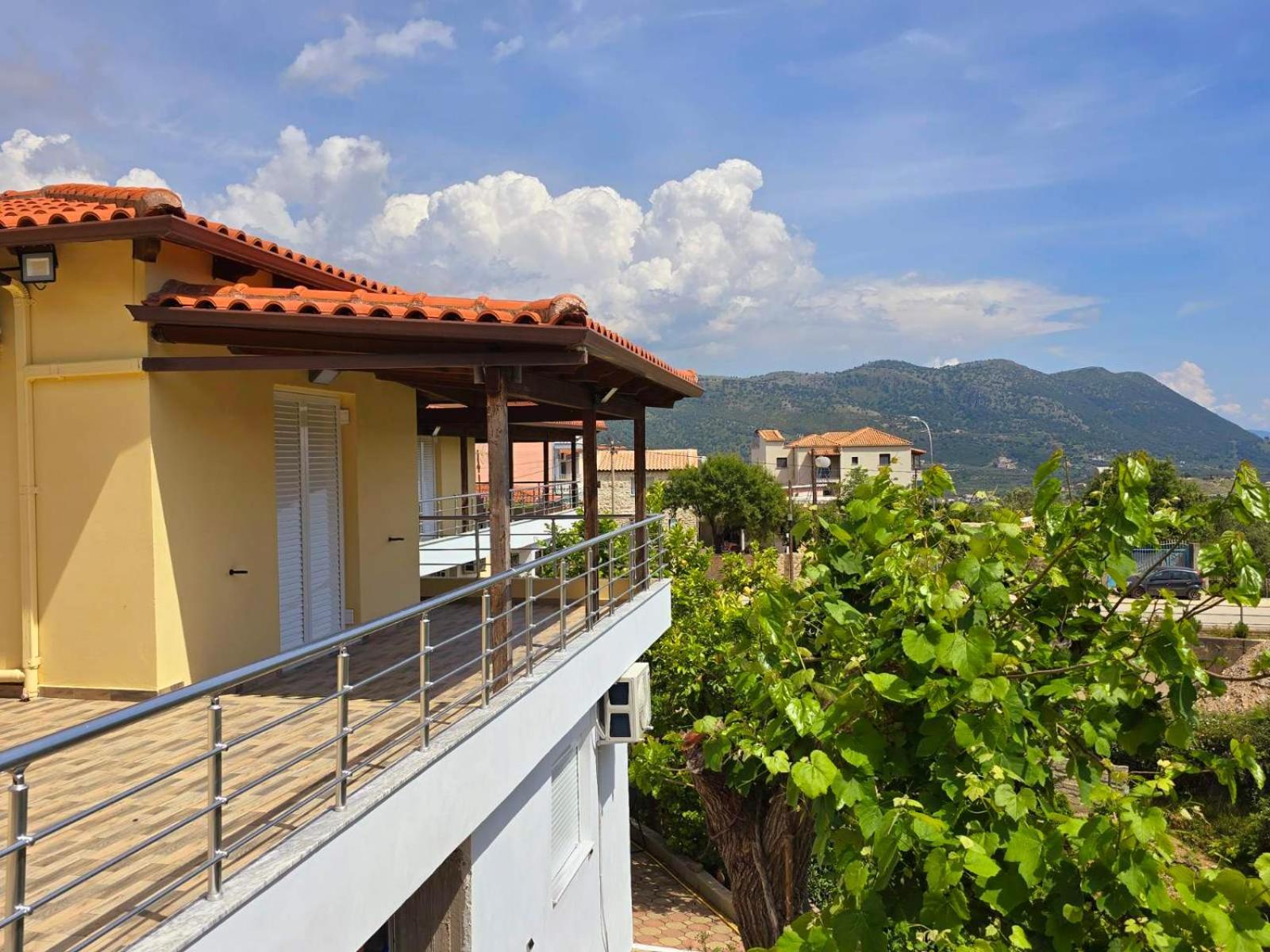 הימארה Philoxenia Guest House מראה חיצוני תמונה